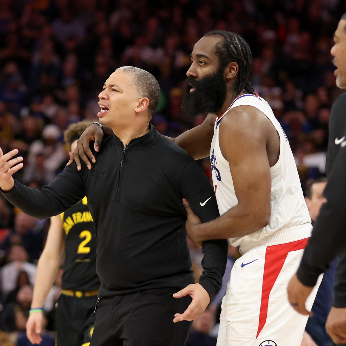 Clippers Coach Tyronn Lue Fined $35k for Criticizing Referees