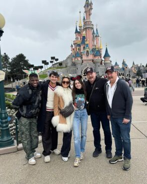 Read more about the article Emily in Paris” Stars Enjoy a ‘Sunday Fun Day’ at Disneyland Paris