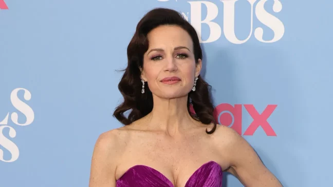 Read more about the article Carla Gugino Reflects on Gender Bias and Personal Growth in Hollywood