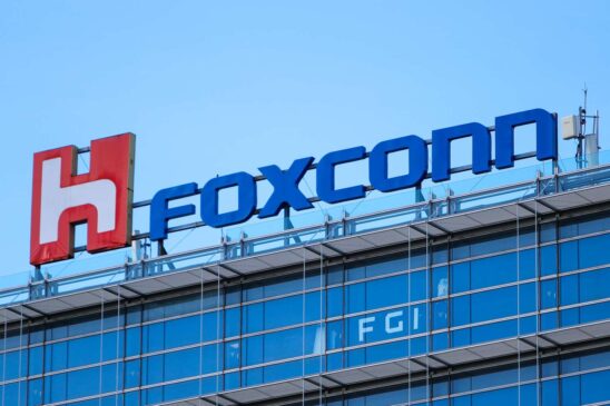 Read more about the article Foxconn Introduces Rotating CEO System to Cultivate Leadership and Enhance Governance
