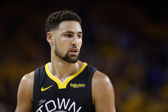Read more about the article Klay Thompson Leads Warriors to Victory Over Jazz with Stellar 32-Point Performance