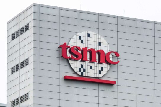 Read more about the article TSMC Set to Report 5% Profit Increase Amid Surging AI Demand and Expansion Plans