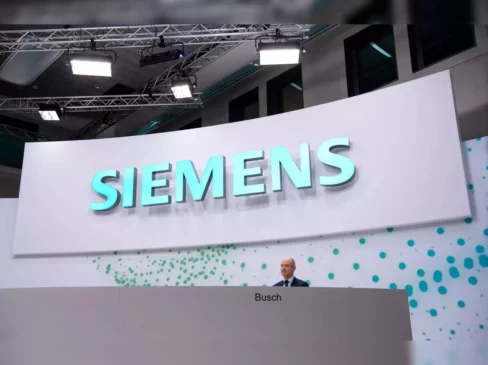 Read more about the article Siemens Confirms Extension of CEO Roland Busch’s Tenure and Targets Digital Expansion