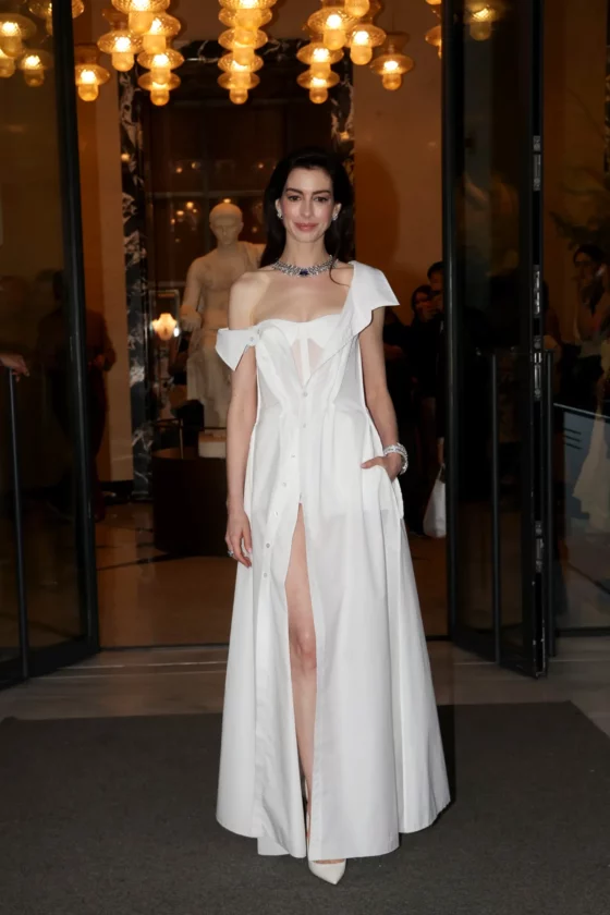 Anne Hathaway Stuns in Custom Gap Dress at Glamorous Bulgari Event in Rome