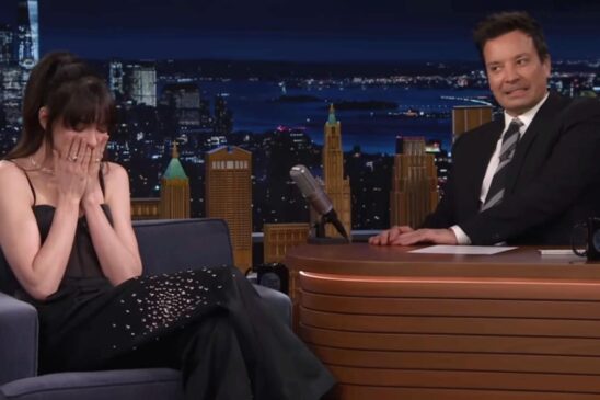 Read more about the article Anne Hathaway’s Awkward Moment on ‘The Tonight Show’ Over Book Discussion