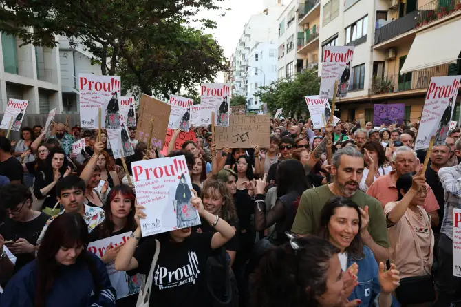 Anti-Tourist Protests Threaten to Disrupt Ibiza and Majorca Over Bank Holiday Weekend