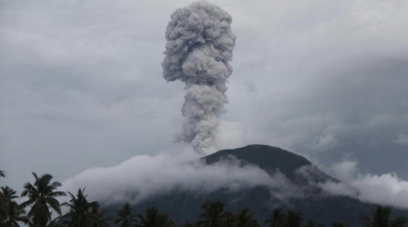 Ibu Volcano Erupts in Indonesia, Prompting Safety Measures