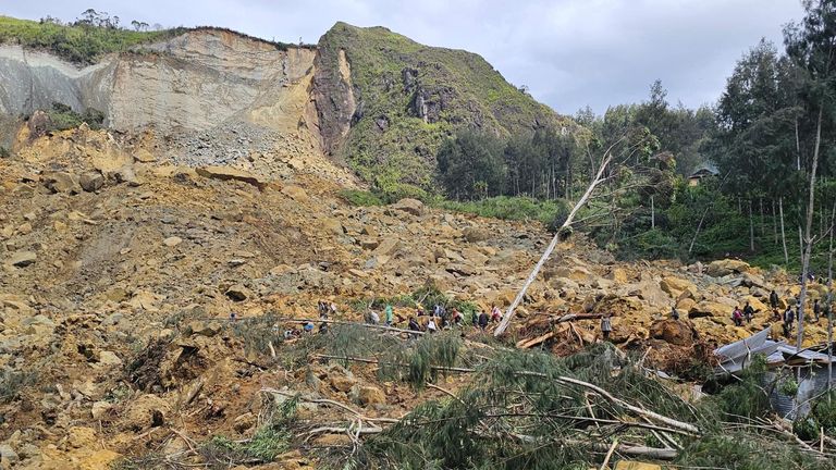 Read more about the article Rescue Efforts Conclude in Papua New Guinea Landslide Tragedy, Over 2,000 Feared Buried