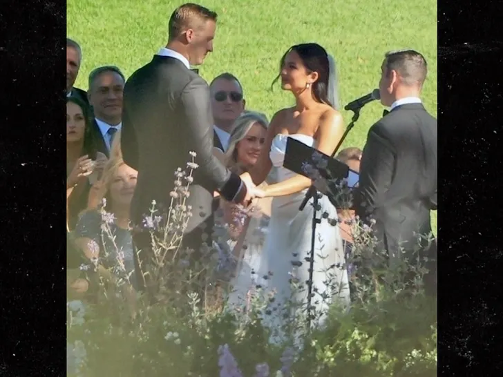Detroit Lions QB Jared Goff Marries Model Christen Harper in Intimate California Ceremony