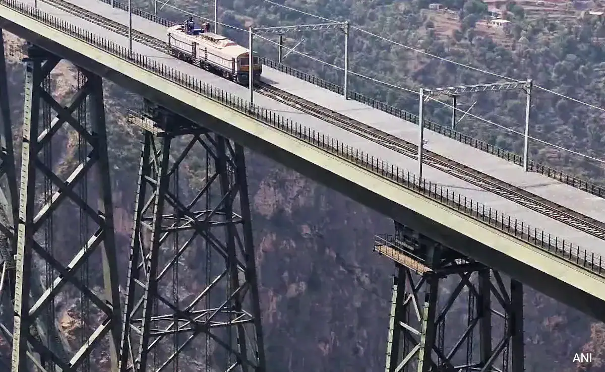 First Trial Run Completed on World's Tallest Railway Bridge, Chenab, Marks Major Milestone for USBRL Project