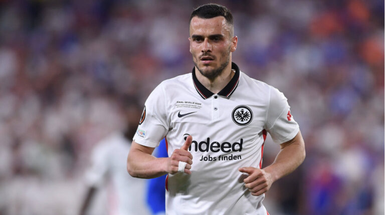 Read more about the article Serbia’s Filip Kostic Suffers Possible Ligament Injury in Euro 2024 Opener Against England