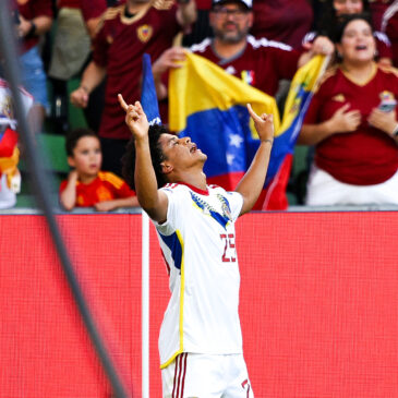Read more about the article Venezuela Secures Top Spot in Group B with 3-0 Victory Over Jamaica