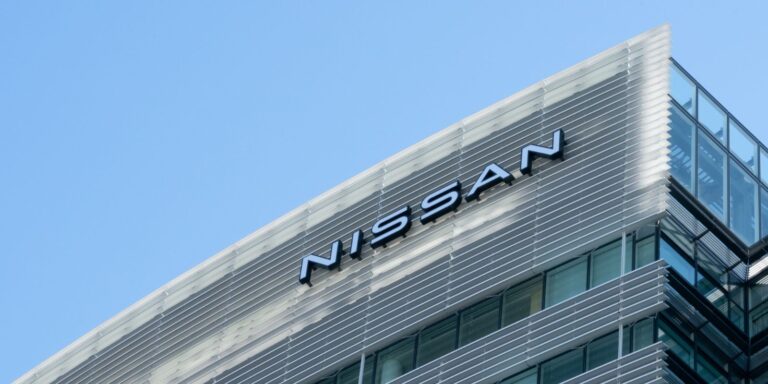 Nissan Slashes Annual Outlook as U.S. Discounts Erase Q1 Profit, Stock Plunges 7%
