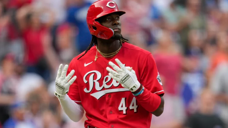 Cincinnati's Elly De La Cruz Makes History with 60 Stolen Bases and 20 Home Runs