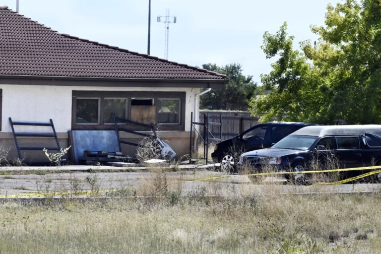 Colorado Funeral Home Owners Ordered to Pay $950 Million
