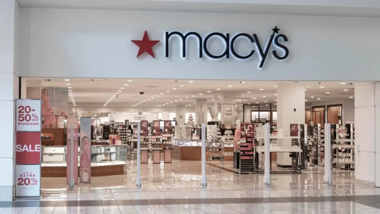 Macy's Lowers Annual Sales Forecast Amid Continued Weak U.S. Consumer Spending