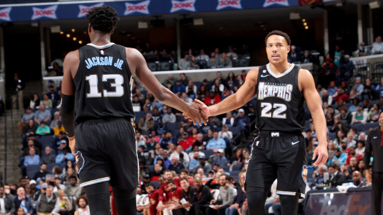Desmond Bane and Jaren Jackson Jr.: A Tale of Two Finishing Styles at the Rim