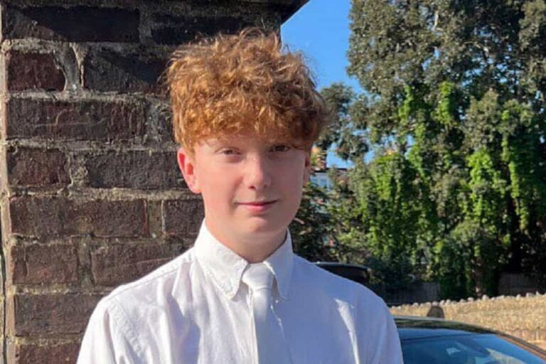 Jury Begins Deliberations in Trial of Teen Accused of New Year’s Eve Stabbing in London